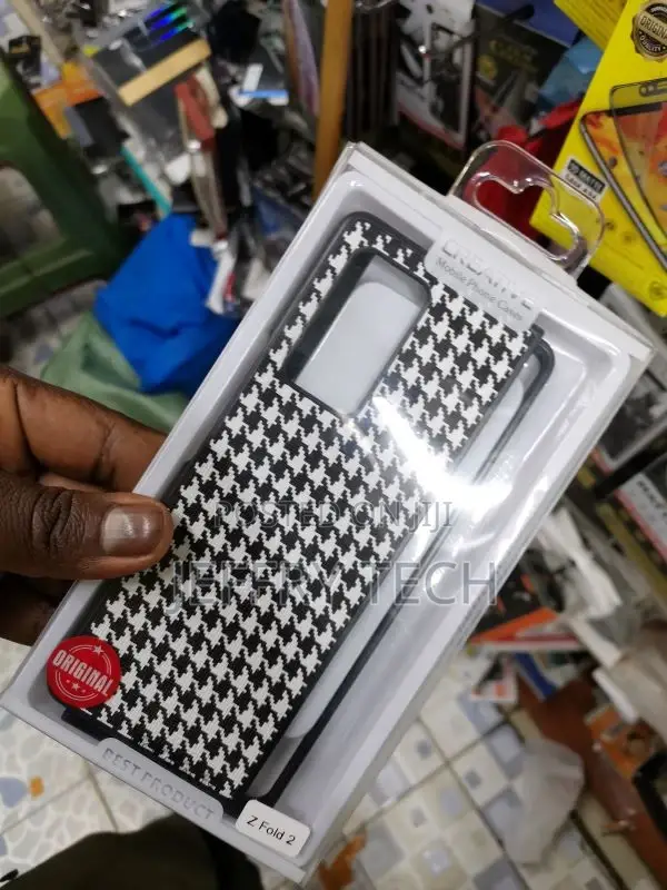 Carbon Fibre Samsung Galaxy Z Fold 2 5G Case - Black White
