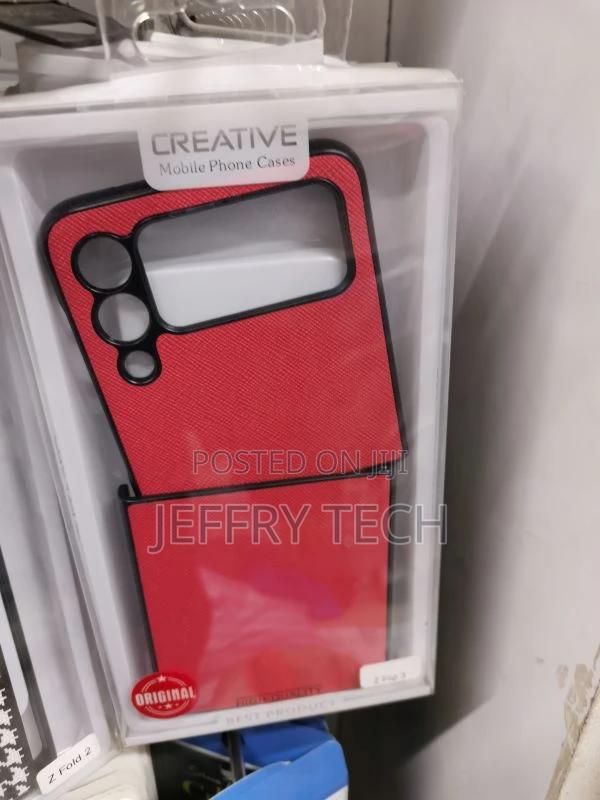 Samsung Galaxy Z Flip 3 5G Luxury Carbon Fibre Texture - main view