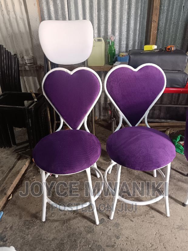 Manicure Seats, Purple and White. - main view