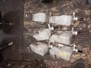Brake Master Cylinders Toyota Succeed