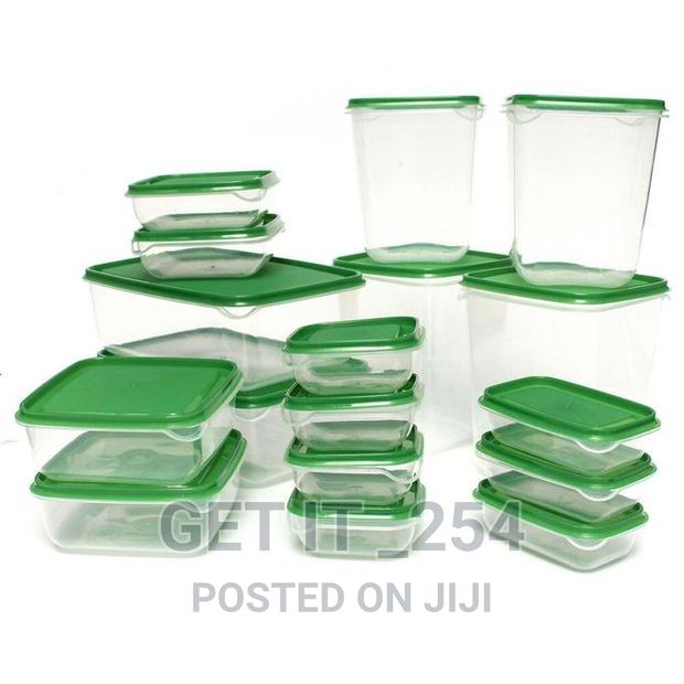 17pc Food Crisper - main view