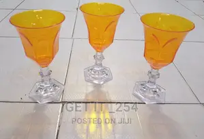 Acrylic Wine Glass
 ✓Capacity 250mls