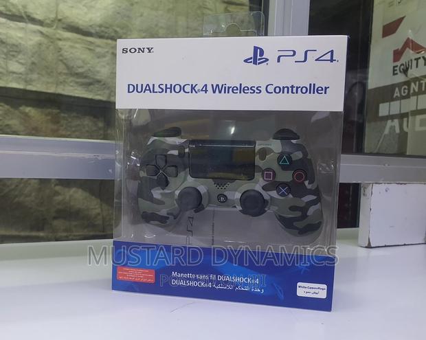 Dualshock 4 Pad - thumbnail 3