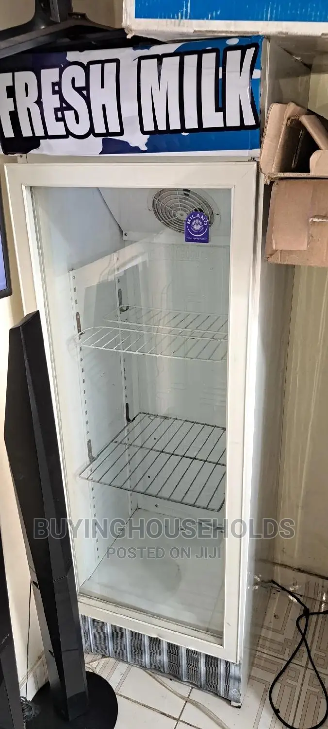 Ramtons 200L Showcase Display Fridge