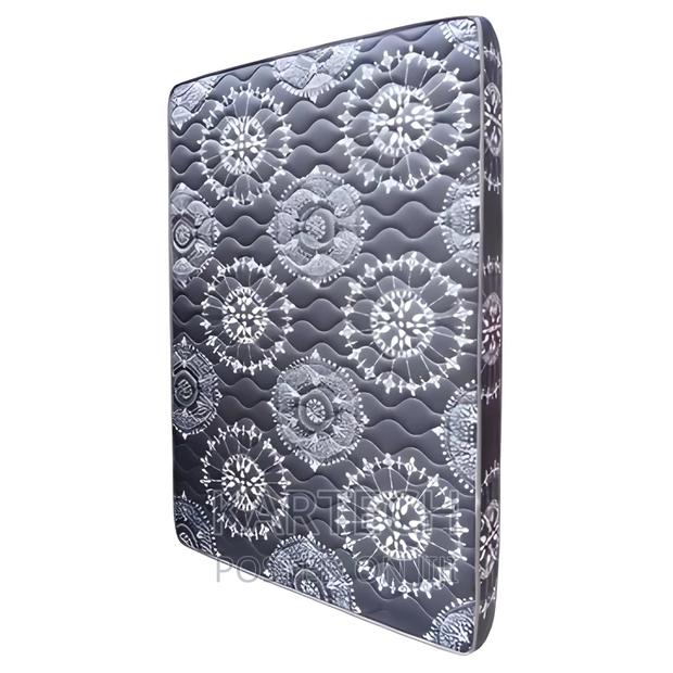 Quilted Mattress Medium Density 4*6 8 Inches