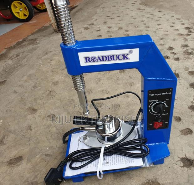 Electric Vulcanizer- Machines