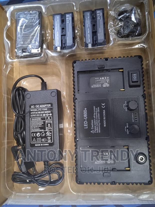 Camera Lights With Batteries and Adapter - thumbnail 3