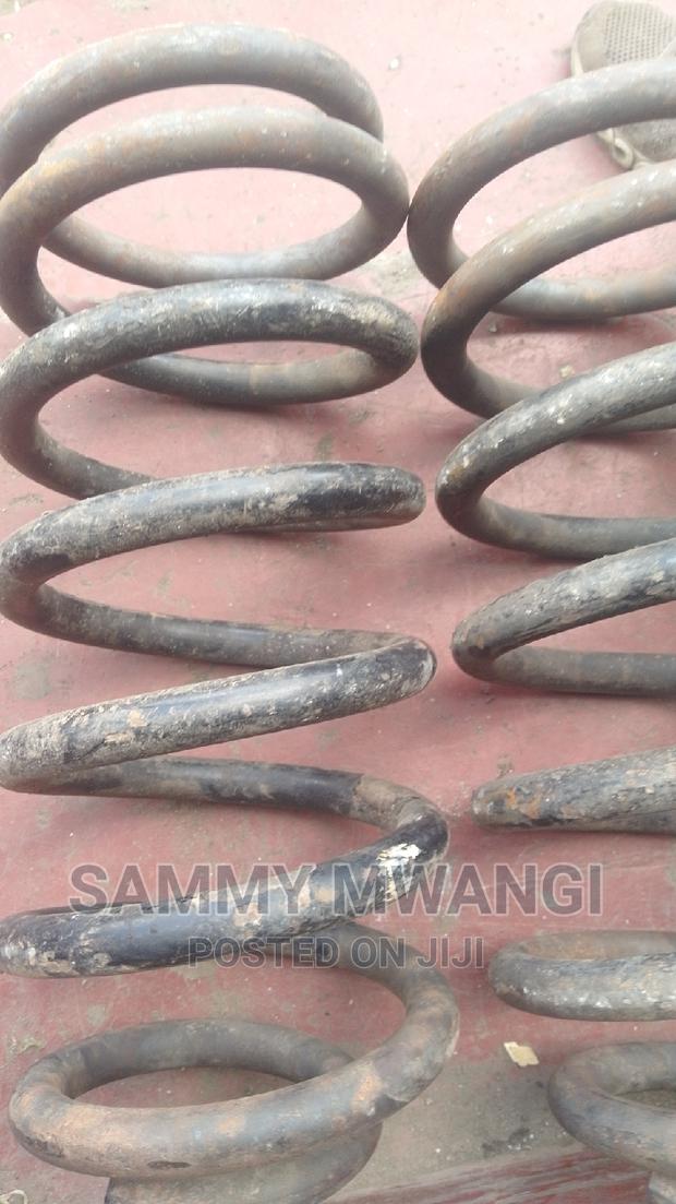 Toyota Probox Sienta Rear Heavy Duty Coil Springs - thumbnail 3