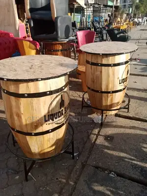Barrel High Table