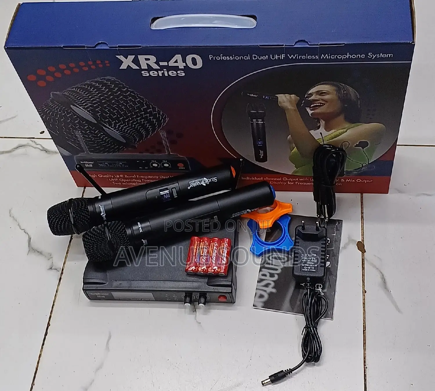 Studio Master XR-40 Wireless Microphones
