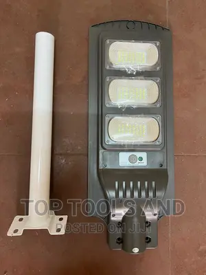 90 Watts Solar LED Street Light With 50*500mm Pole