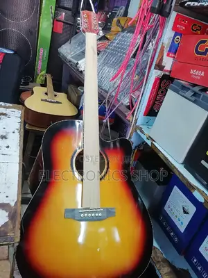 Size 38 Acoustic Guitar, Six String