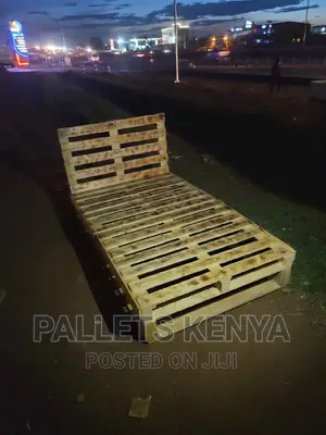 Pallet Bed- 4*6 Detachable and Blazed Pallet Bed.(AA#002)