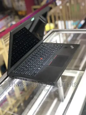 Laptop Lenovo ThinkPad X270 8GB Intel Core I7 SSD 256GB