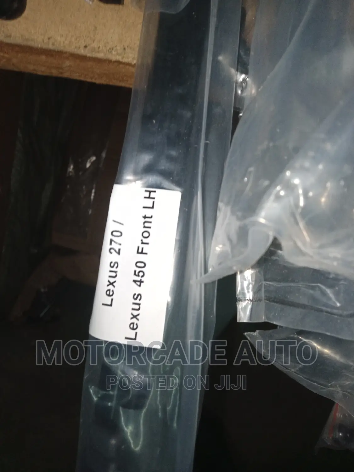 Lexus 270/450 Boot Shocks