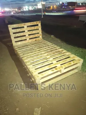 Pallet Bed- 4*6detachable and Blazed Pallet Bed.(#Gh09)