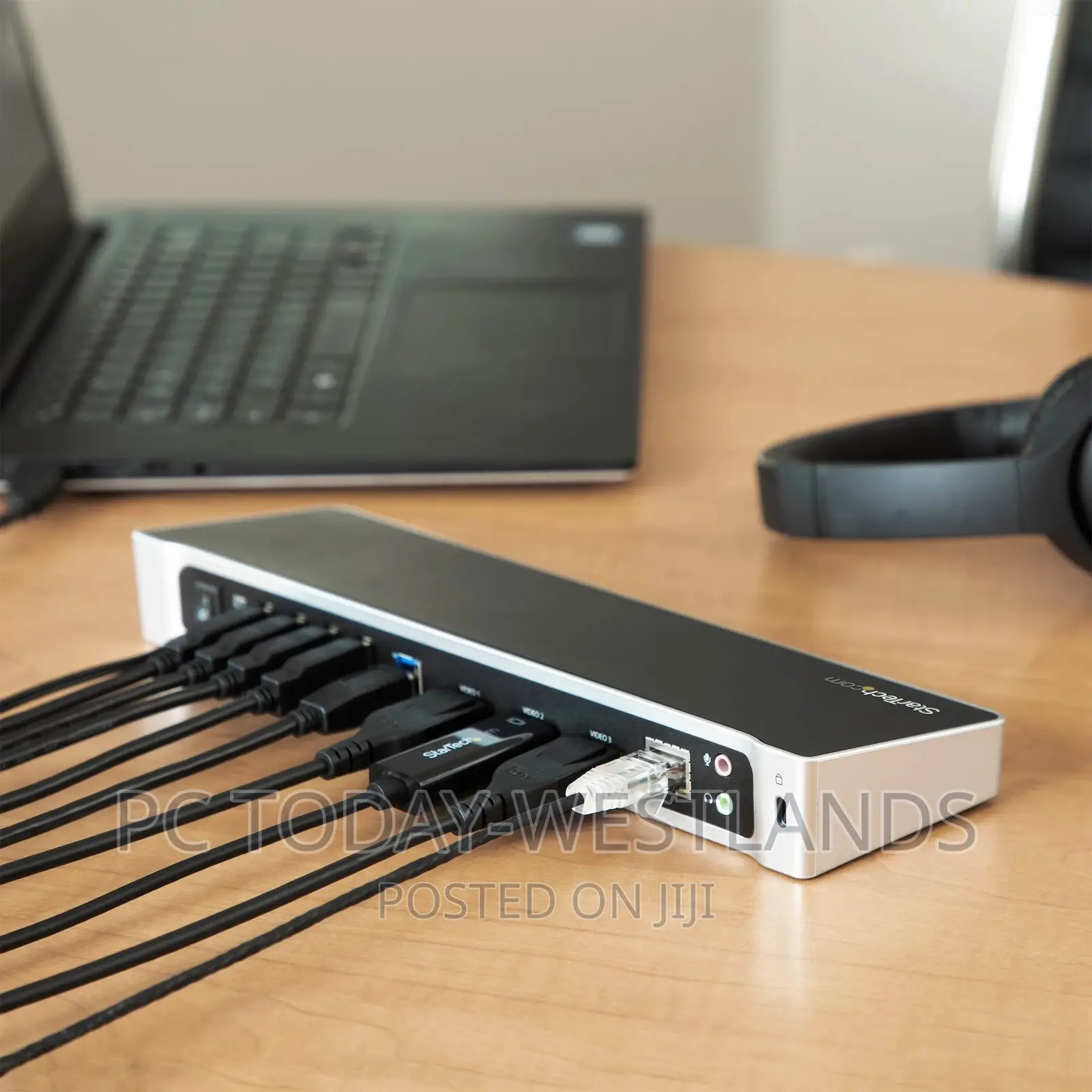 Triple Monitor USB 3.0 Docking Station With 2x4k Displayport