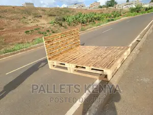 Pallet Bed- 6*6 Blazed and Detachable Pallet Bed. (#SH03 )