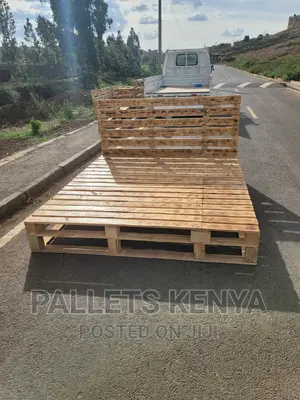 Pallet Bed- 6*6 Detachable and Blazed Pallet Bed.