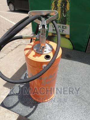 10litres Greasing Machine-Quality Assured - thumbnail 2