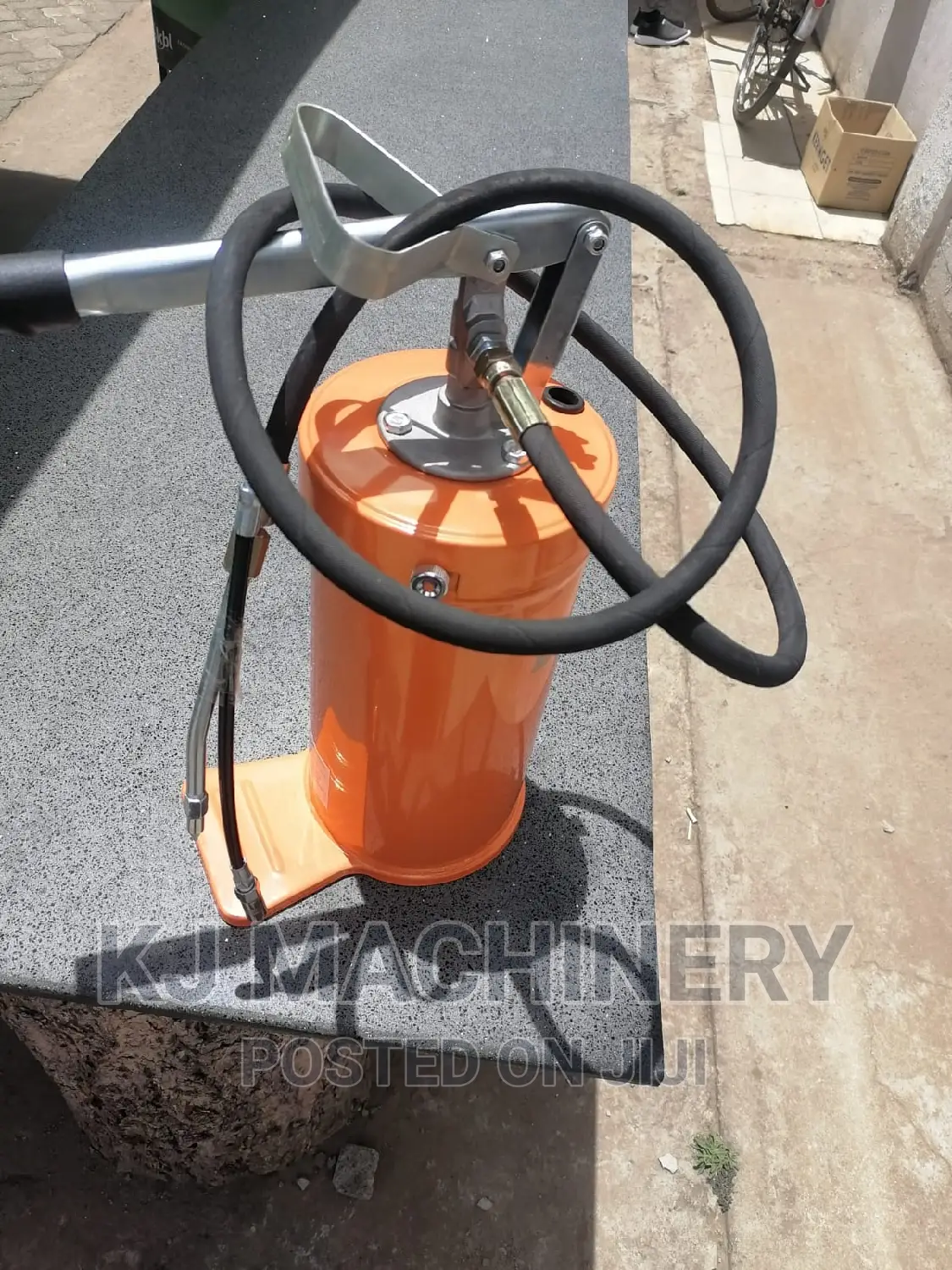 10litres Greasing Machine-Quality Assured