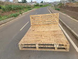 Pallet Bed- 6*6 Detachable and Blazed Pallet Bed.(PH2# 2,1)