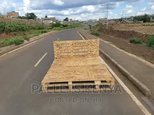 Pallet Bed- 6*6 Detachable and Blazed Pallet Bed.(#SH04,3)