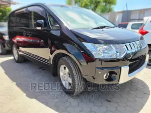 Mitsubishi Delica 2016 Black