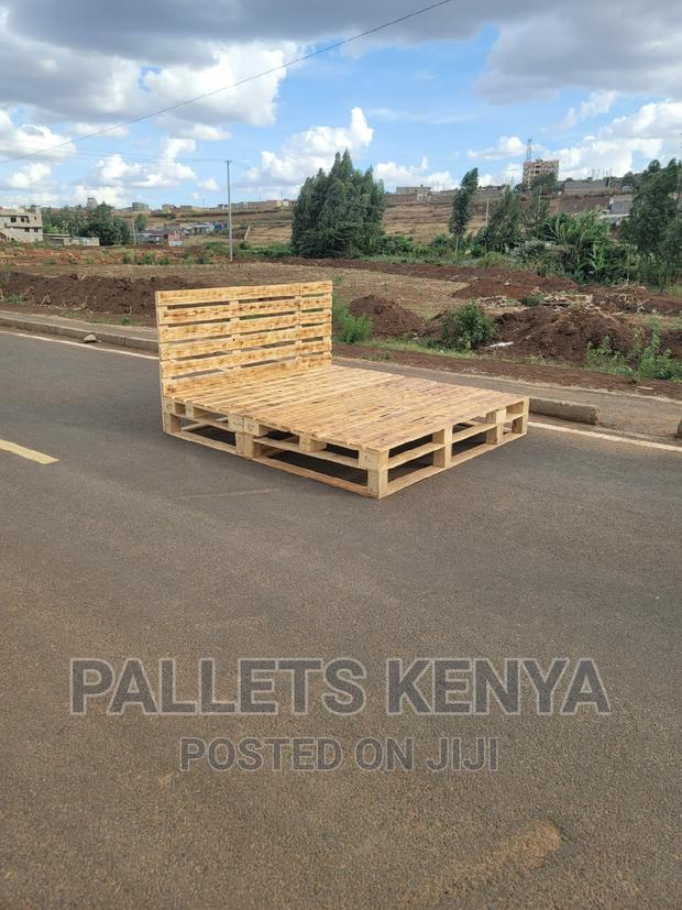 Pallet Bed- 6*6 Detachable and Blazed Pallet Bed. (#SH08,06)