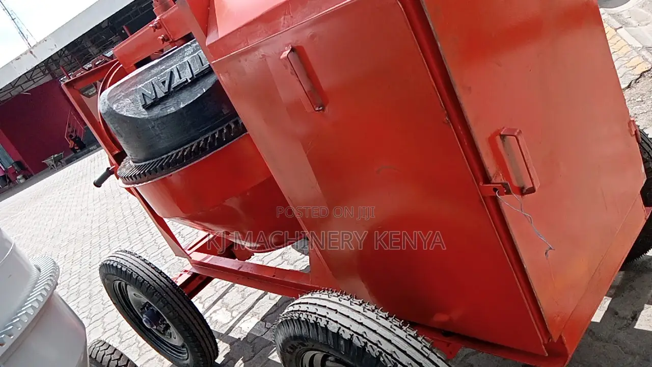 Titan Heavy Duty Mixer