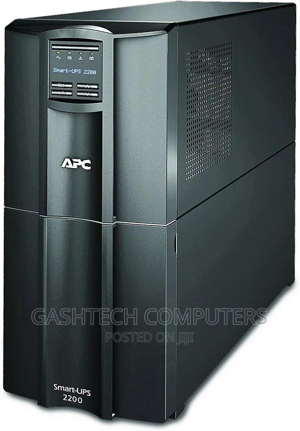 APC Smart UPS Smt2200i 2200va 230V LCD