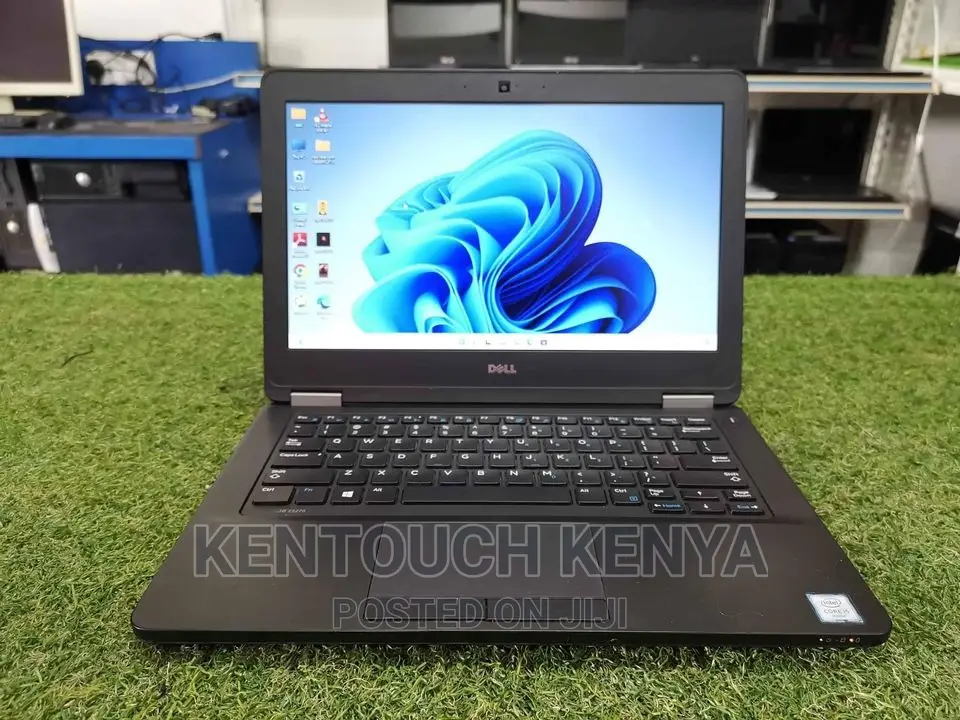 Laptop Dell Latitude 12 E7270 8GB Intel Core i5 SSD 256GB