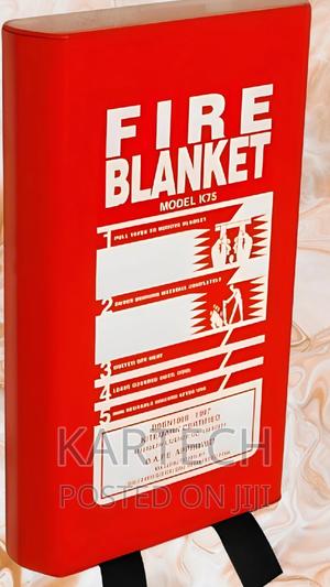 4ft By 4ft Fire Blanket - thumbnail 2