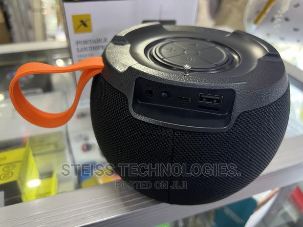 C15-Portable Bluetooth Speaker. - thumbnail 2