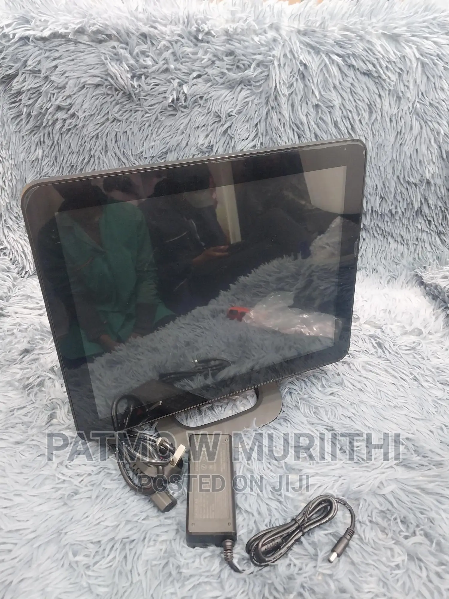All in One Touch Screen Monitor Celeron 4gb+256gb SSD