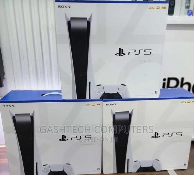 Sony Playstation 5 Console Standard Edition - main view