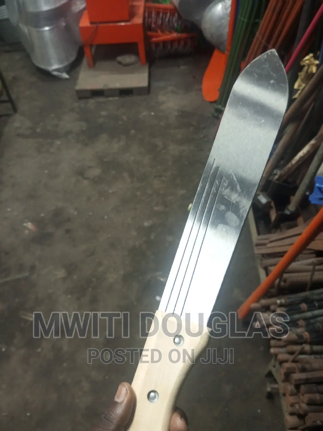 Metallic Pangas