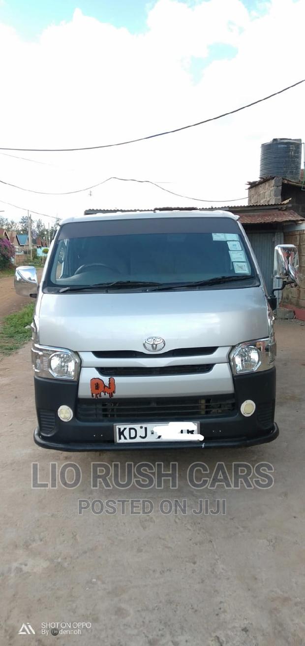 Toyota HiAce 2015 Silver - thumbnail 4