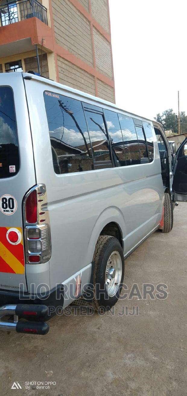 Toyota HiAce 2015 Silver - thumbnail 8