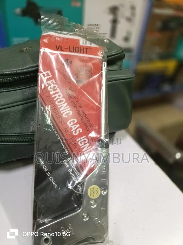 Electronic Gas Lighter - thumbnail 2