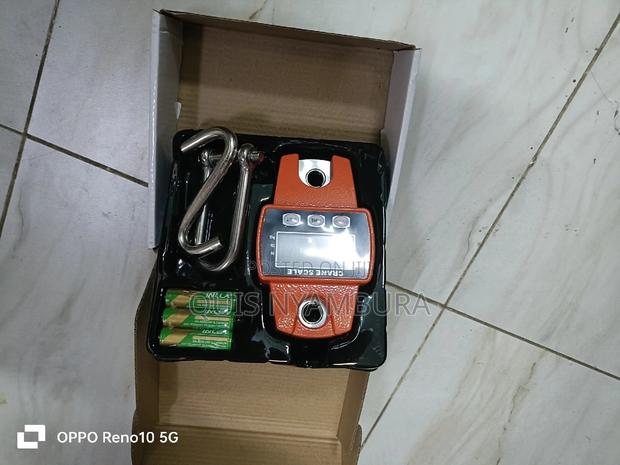 Digital Hanging Scale 300kg.