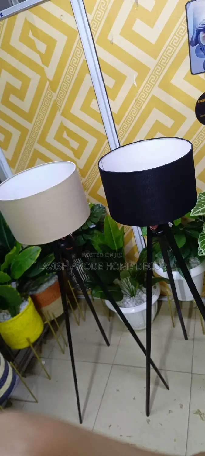 Floor Standing Tripod Lighting Lamp Beige Black