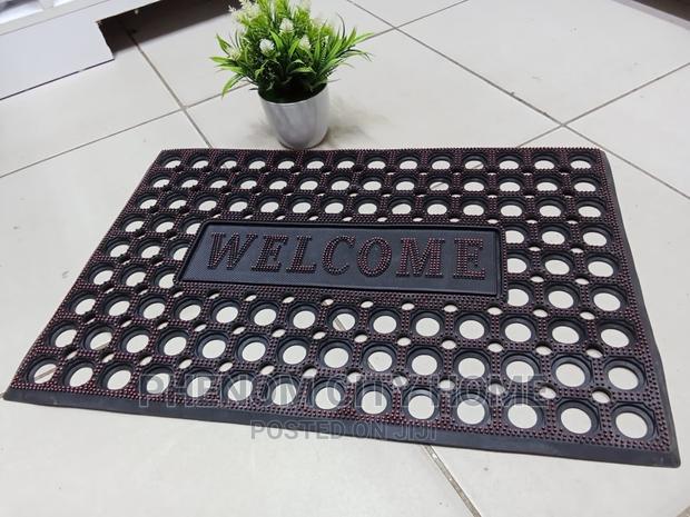 Heavy Plastic Door Mats - thumbnail 2