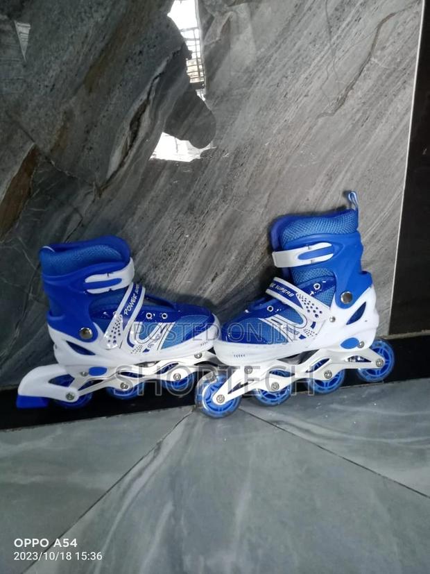 Adjustable Skating Shoe Available