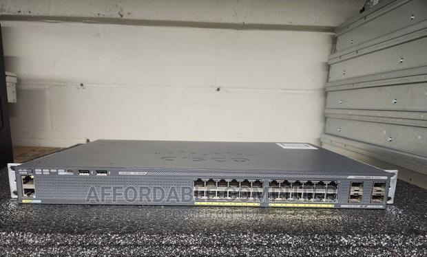 Cisco WS-C2960X-24TS-L 24-Port Gige 2960X With Stack - thumbnail 3