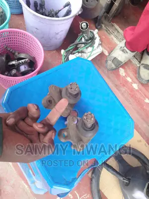 Toyota Nze Allion Axio Bolljoint
