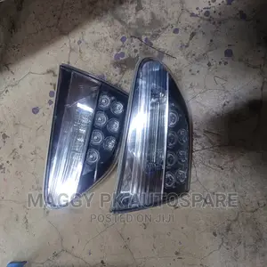 Toyota Wish 2015 Bootlights