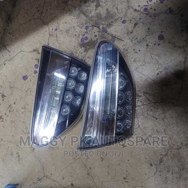 Toyota Wish 2015 Bootlights