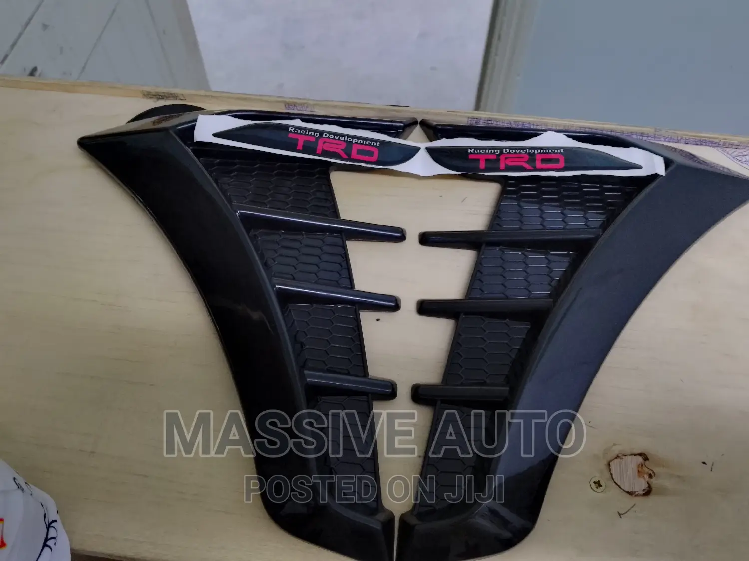 Car Side Vent Fender Decorations/Side Leaf Decorative Vents