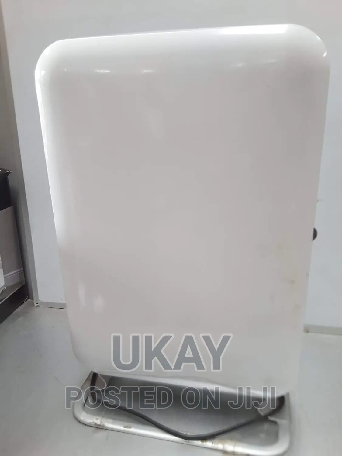 Mill Gentle Air Oil Filled Portable Floor Standing Radiator.